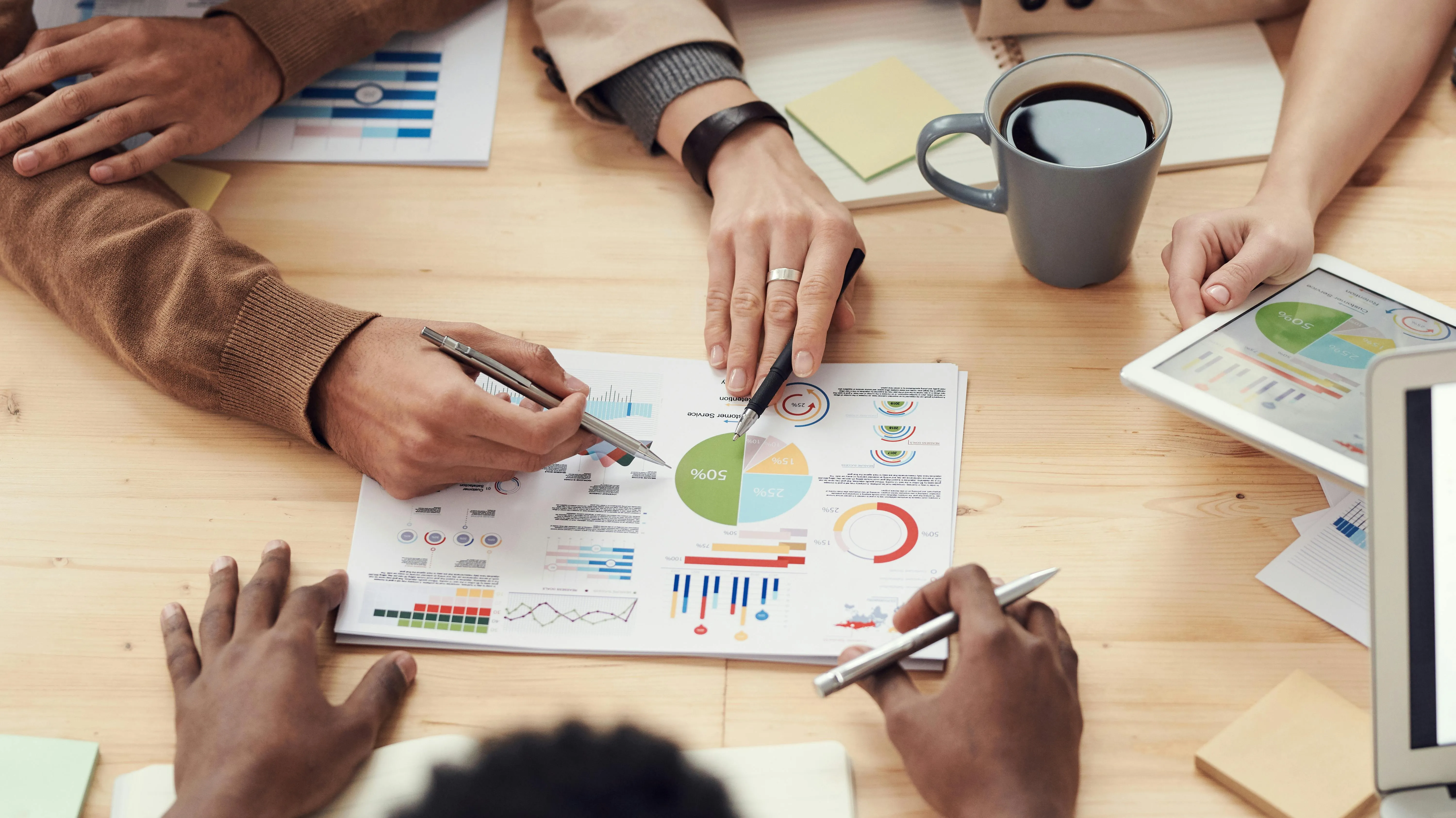 Platform kami dapat menangani seluruh operasi bisnis anda